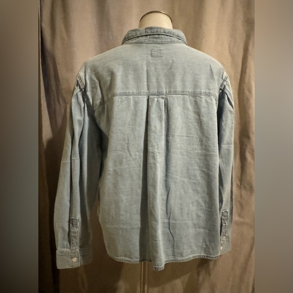 Levi’s vintage boxy, demin Jean shirt, blouse, button up size large - Picture 3 of 9